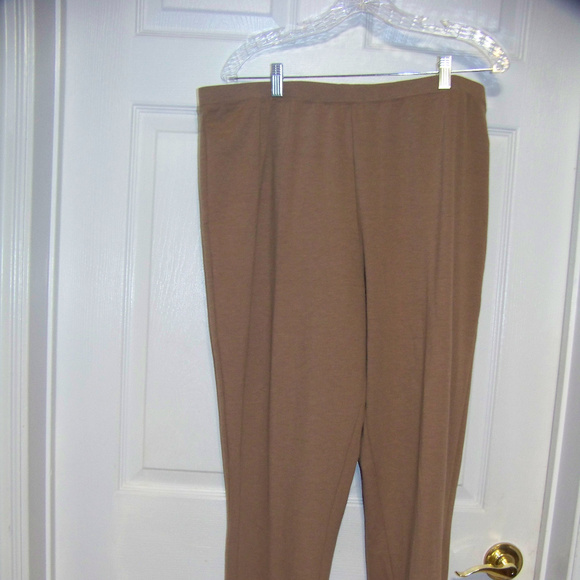 !!! 3 for $25 Sara morgan brown pants - Picture 1 of 1